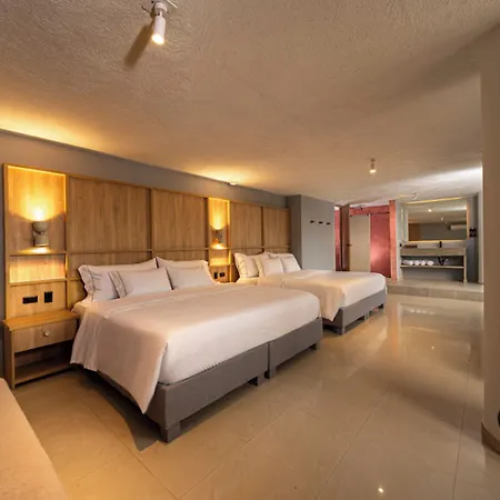 Mood Matuna Hotel *