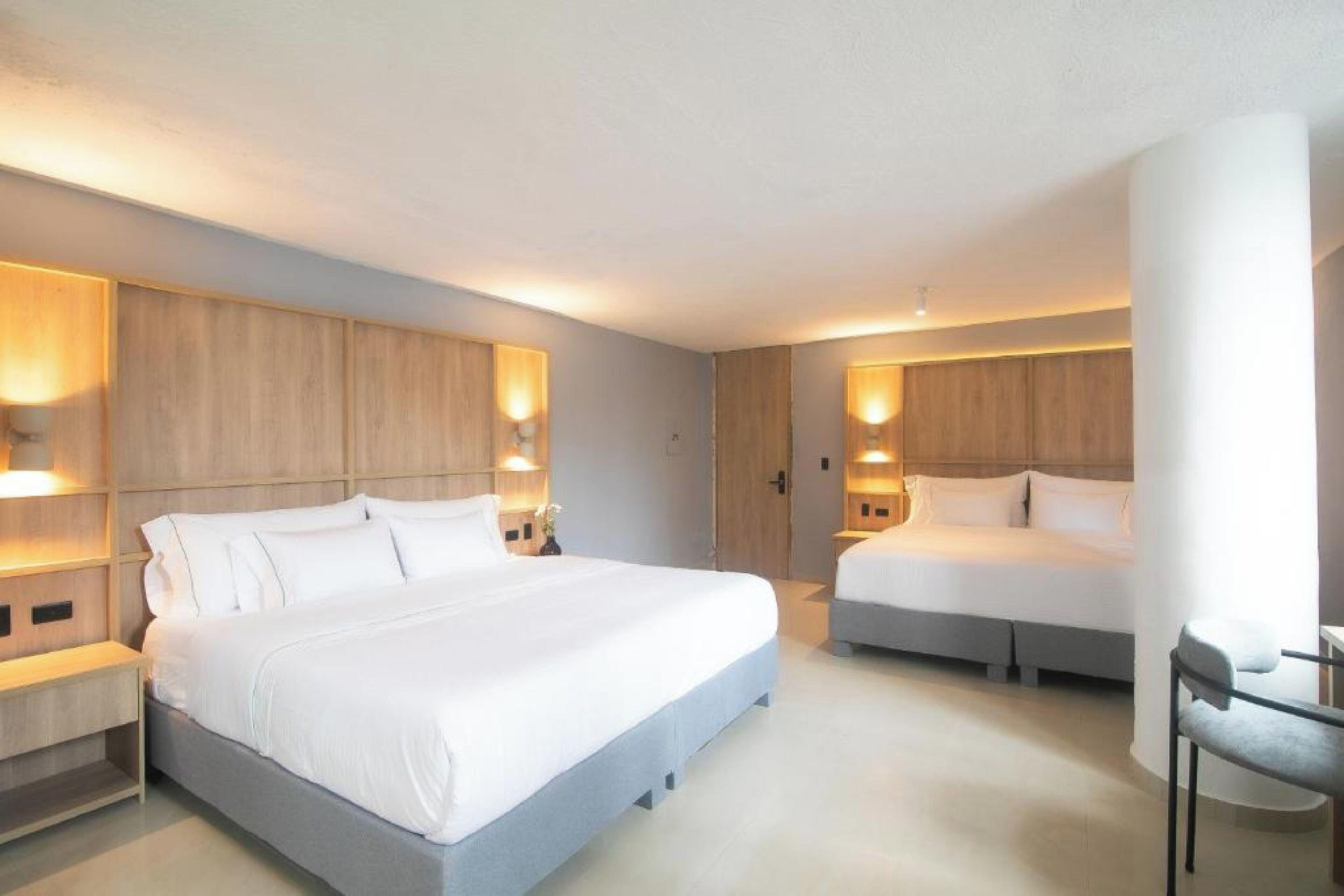 Mood Matuna Hotel *