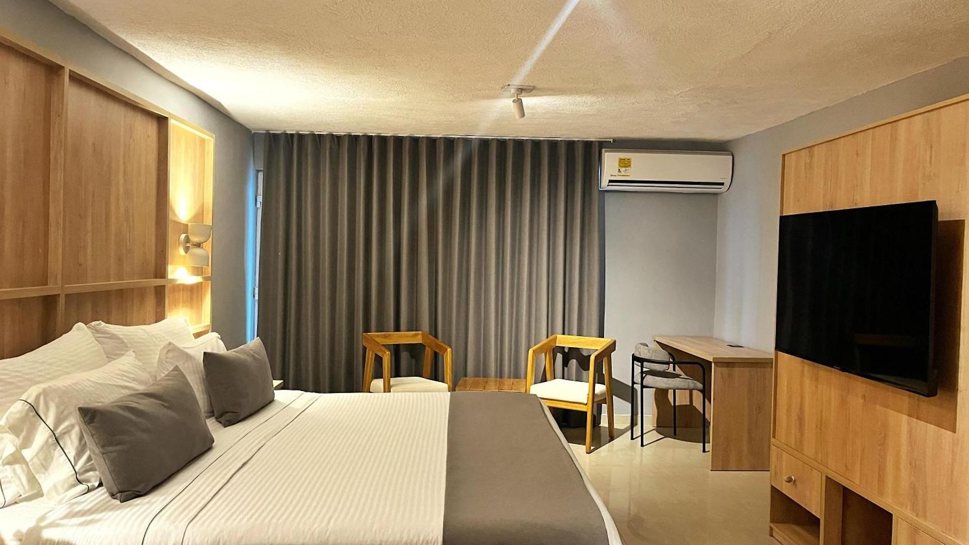 Mood Matuna Hotel