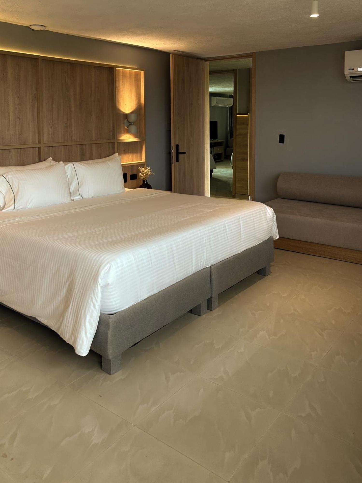 Mood Matuna Hotel